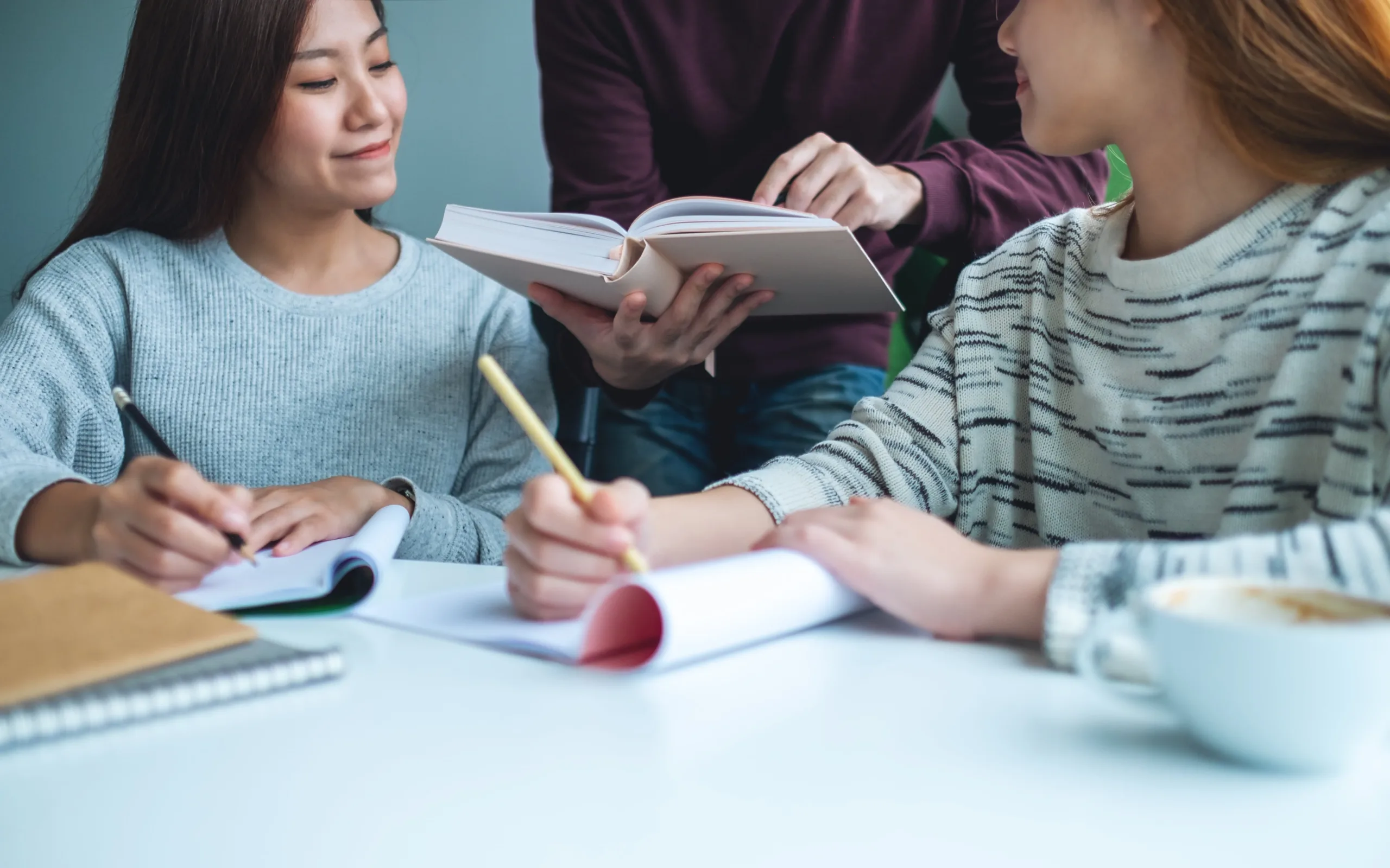 nachhilfeunterricht-in-bern-effektive-unterstuetzung-fuer-schuelerinnen-und-schueler