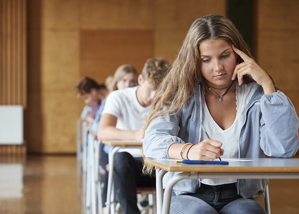 ims-bern-2025-leitfaden-zur-aufnahmepruefung-informatikmittelschule